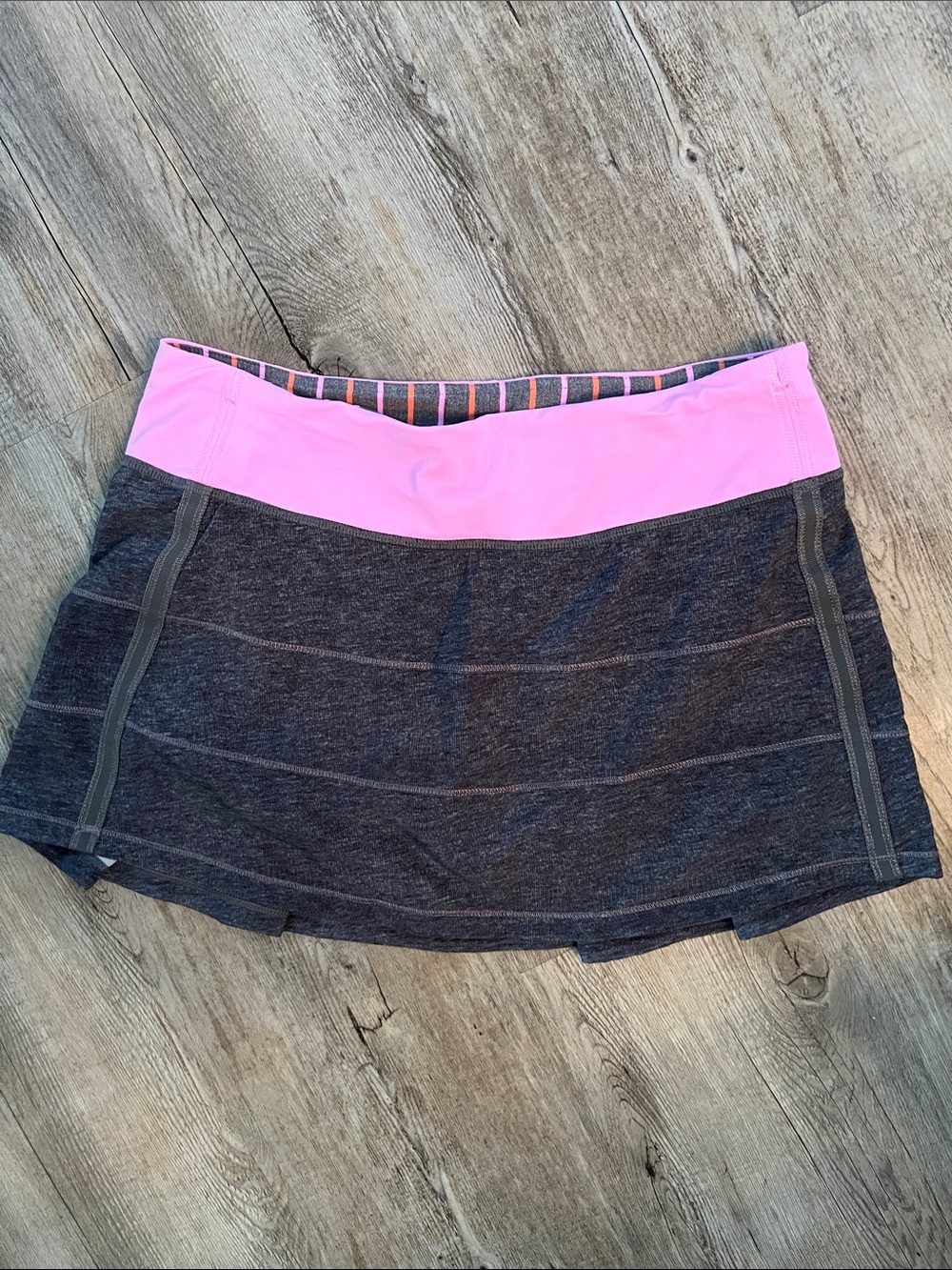 lululemon athletica Pink Waistband Charcoal Active Skort